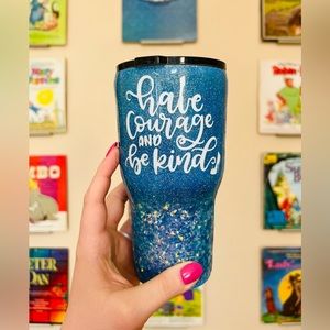 ✨ RTIC Disney Glitter Tumbler ✨